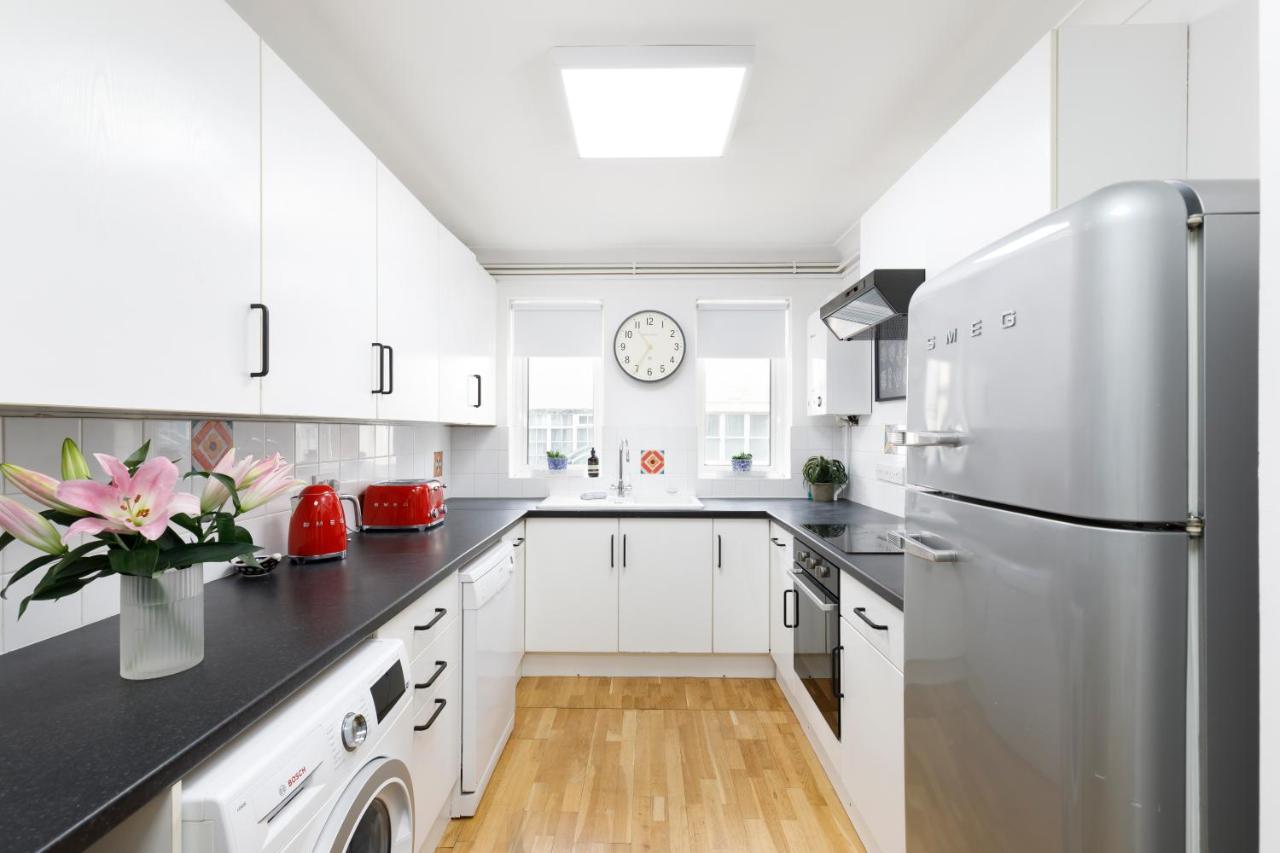 Beachside Retreat 2-Bedroom Gem With Free Private Parking & Outdoor Space Hove Exterior foto